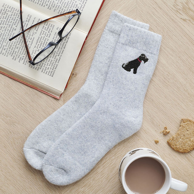 dog-walker-socks-black-schnauzer-sweet-william