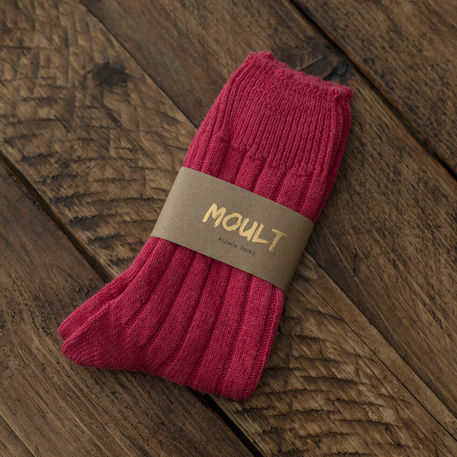 Alpaca Lounging Socks Small: Raspberry Pink