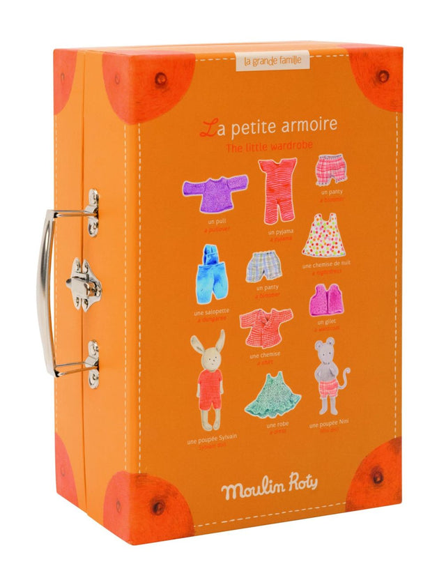 The Little Wardrobe Suitcase: La Grande Famille