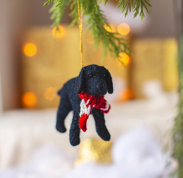 gunner-black-labrador-christmas-felt-decoration-sew-heart-felt
