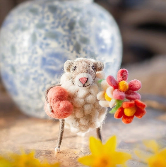 heart-and-flowers-felt-sheep-decoration-sew-heart-felt