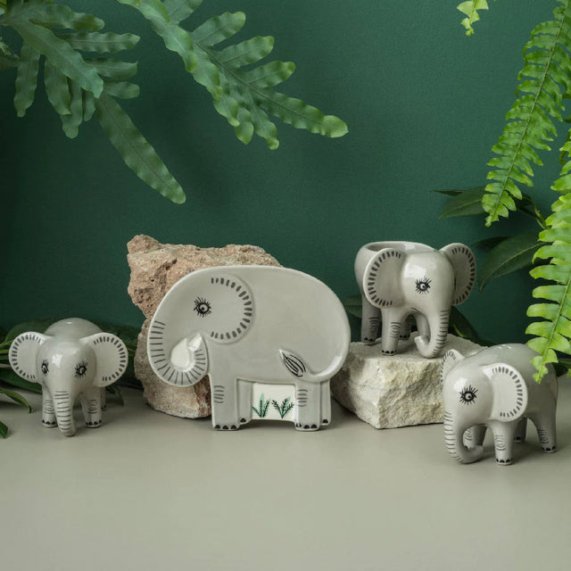 elephant-trinket-dish-hannah-turner