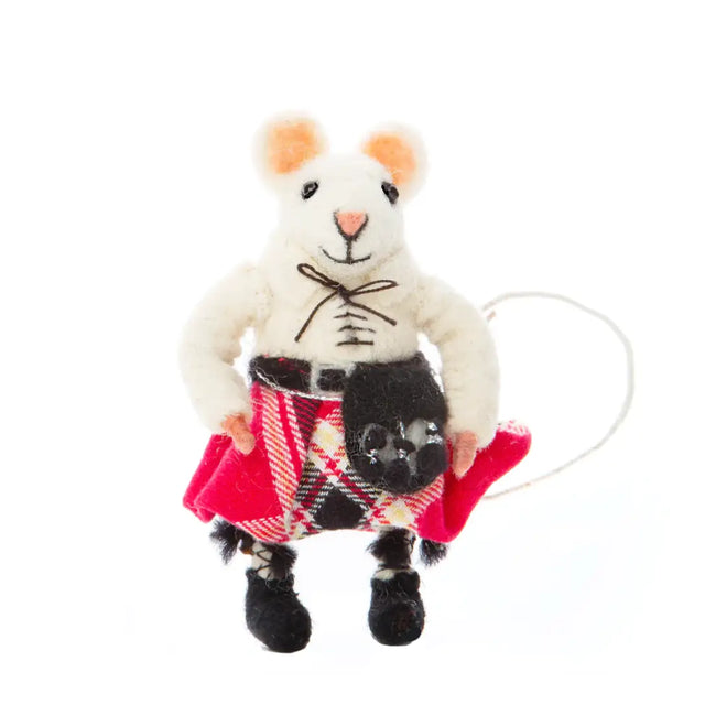scottish-red-kilted-felt-mouse-decoration-sew-heart-felt