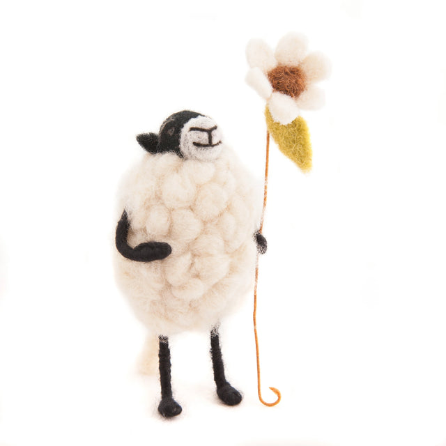 barbara-sheep-with-daisy-flower-felt-decoration-sew-heart-felt
