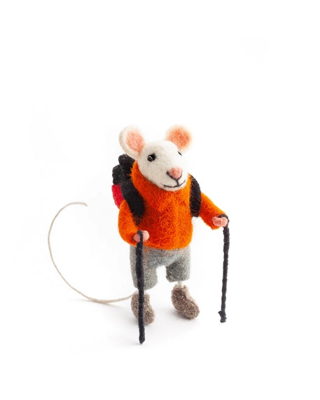 hiking-mouse-felt-decoration-sew-heart-felt