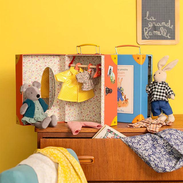 sylvain-the-rabbit-little-wardrobe-suitcase-la-grande-famille-moulin-roty