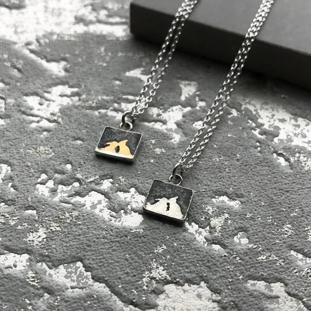 night-sky-kissing-bunny-gold-necklace-charlotte-lowe