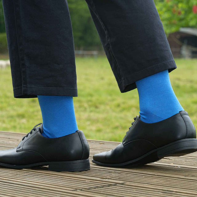 classic-mens-luxury-socks-blue-peper-harow