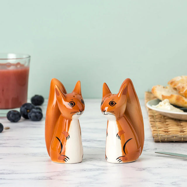 red-squirrel-salt-pepper-shakers-hannah-turner