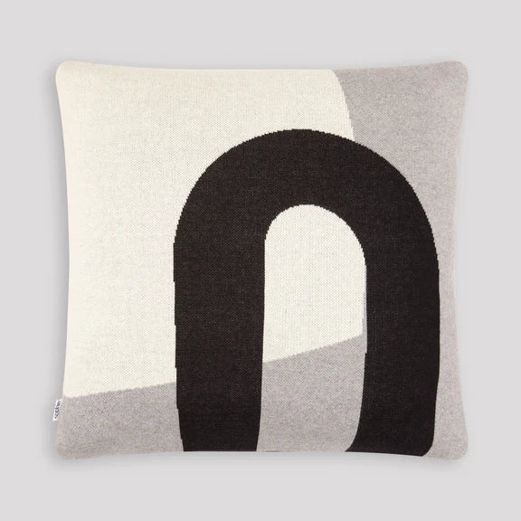 stille-cushion-grey-sophie-home