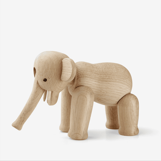 kay-bojesen-small-elephant-in-oak