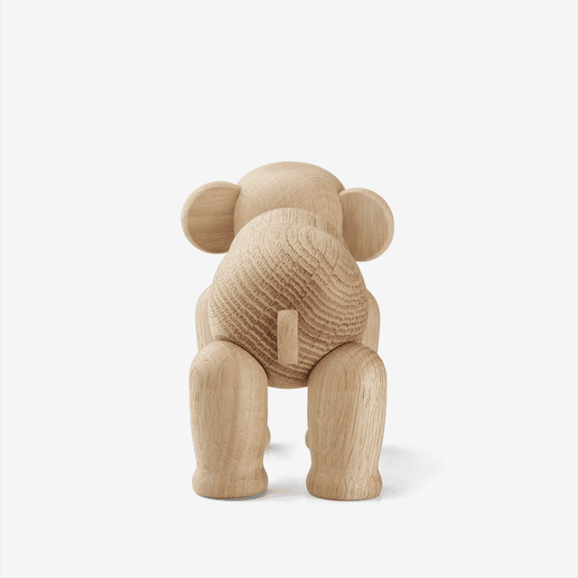 kay-bojesen-small-elephant-in-oak