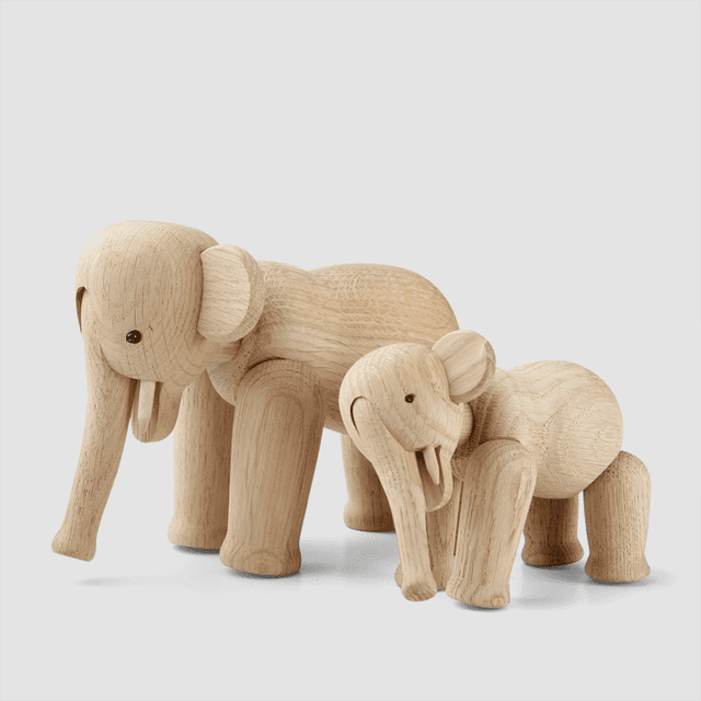 kay-bojesen-small-elephant-in-oak
