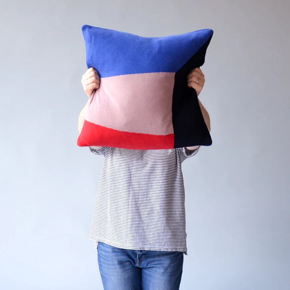 bruka-cushion-blue-and-red-sophie-home