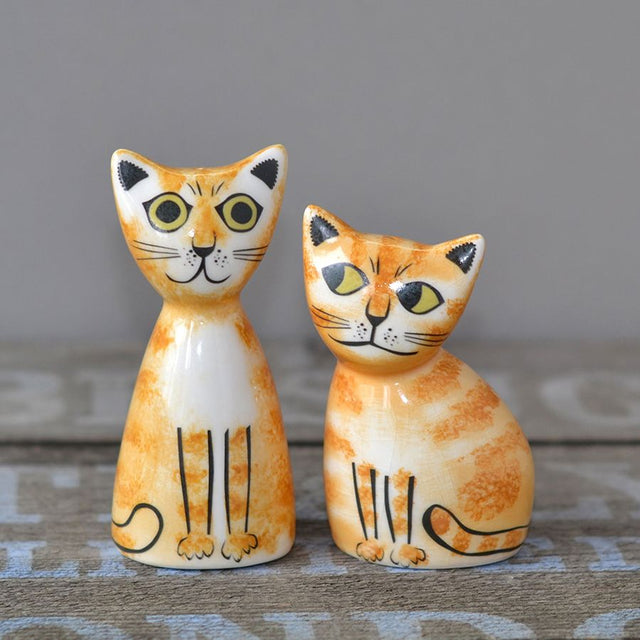 ginger-tabby-cat-salt-pepper-shakers-hannah-turner