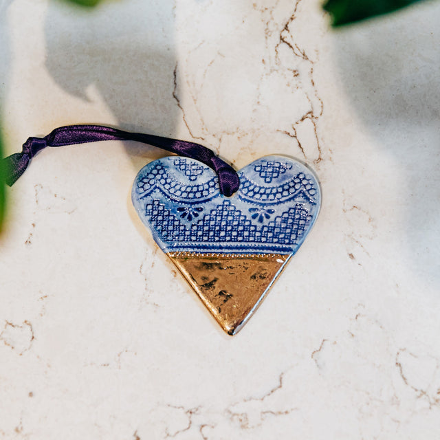 Vintage Platinum Lace Heart Dipped - Martha's Grandad