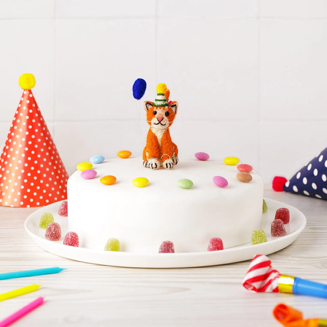ginger-cat-birthday-cake-topper-sew-heart-felt