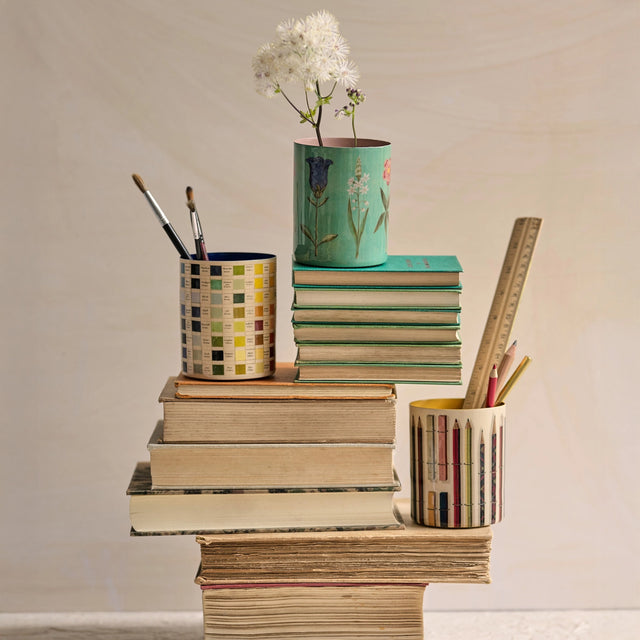 enamel-everything-pot-werners-nomenclature-of-colours-roomytown