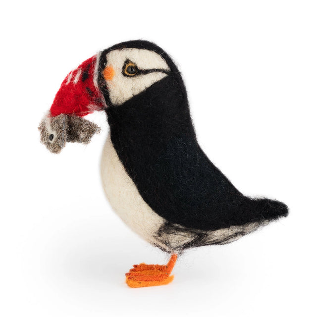 perry-puffin-felt-decoration-sew-heart-felt