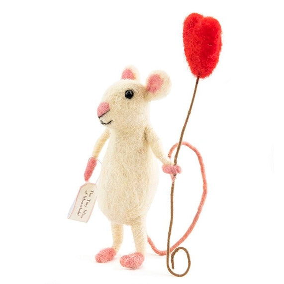red-heart-balloon-felt-mouse-decoration-sew-heart-felt