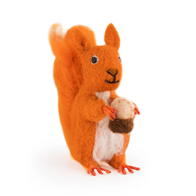 cyril-squirrel-felt-decoration-sew-heart-felt