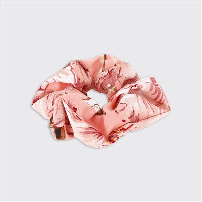 nina-hair-scrunchie-powder-pink-millie-mae