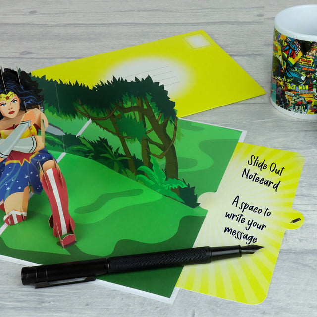 wonder-woman-pop-up-card-cardology