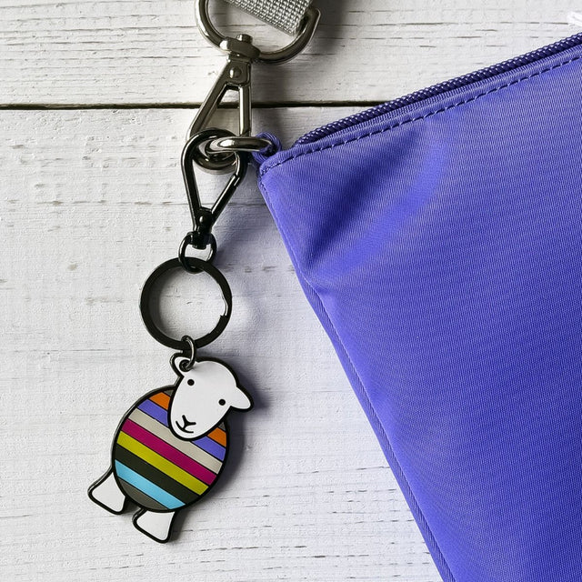 yan-stripe-metal-keyring-the-herdy-company