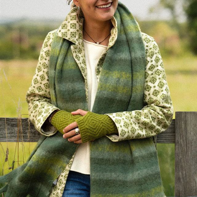 roxy-wrist-warmer-green-millie-mae