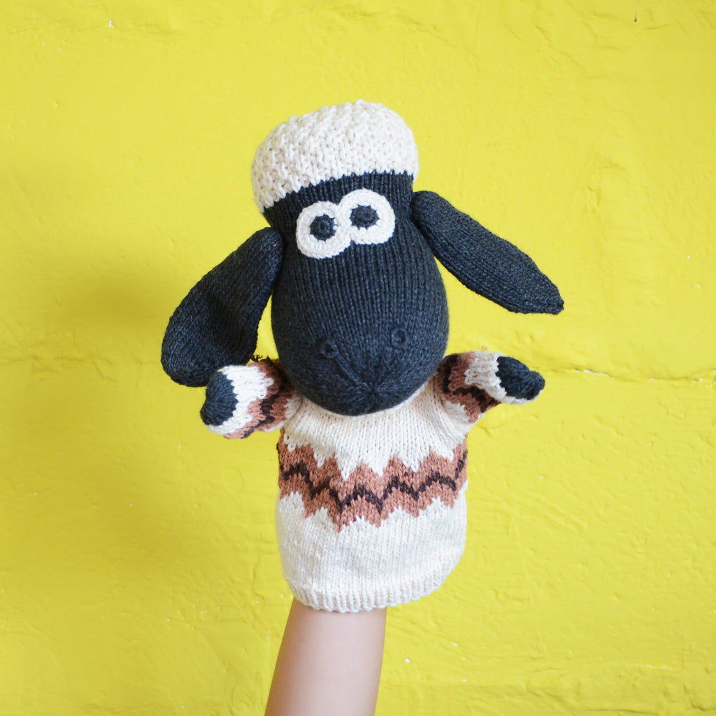 Chain Puppet Shaun The Sheep Knitted Hand Puppet - Chunki Chilli - Daisy Chain Gift ...