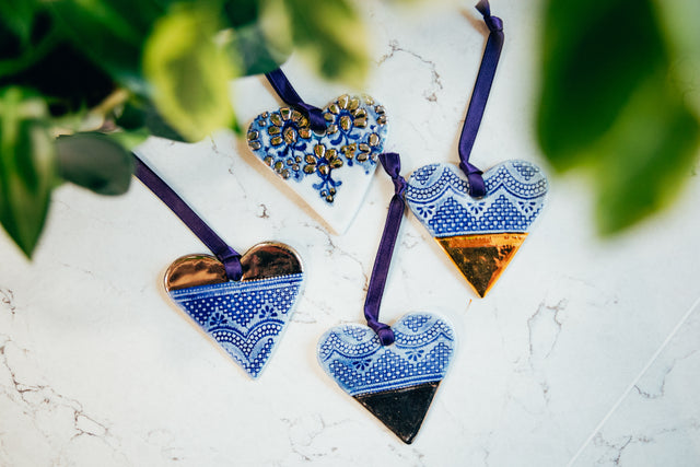 Vintage Platinum Lace Heart Dipped - Martha's Grandad