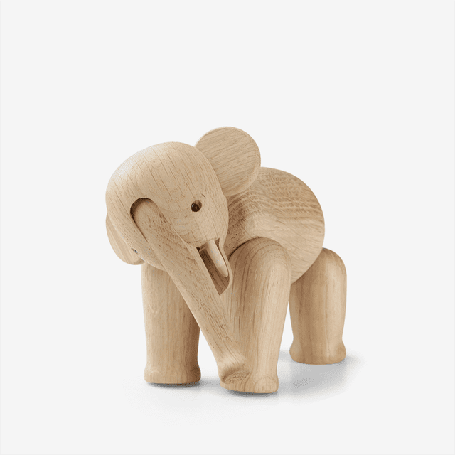 kay-bojesen-small-elephant-in-oak