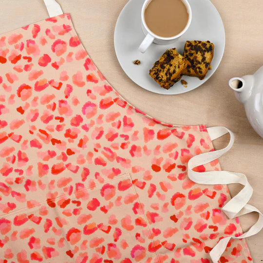 neon-pink-leopard-print-apron-plewsy