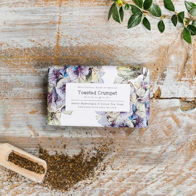 Sweet Hydrangea & Green Tea Soap - Toasted Crumpet