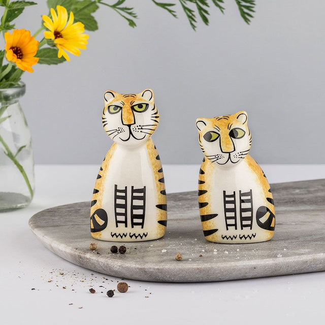  tiger-salt-pepper-shakers-by-hannah-turner